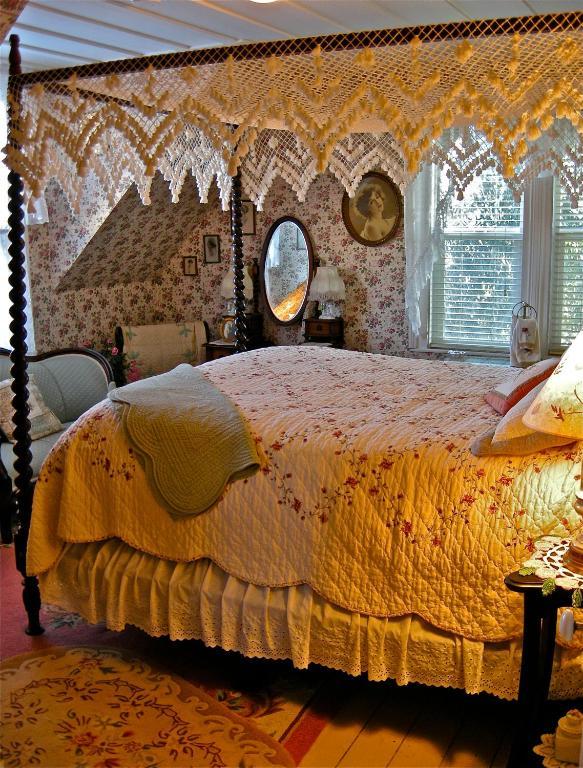 The Old Tower House Bed & Breakfast North Bend Bilik gambar