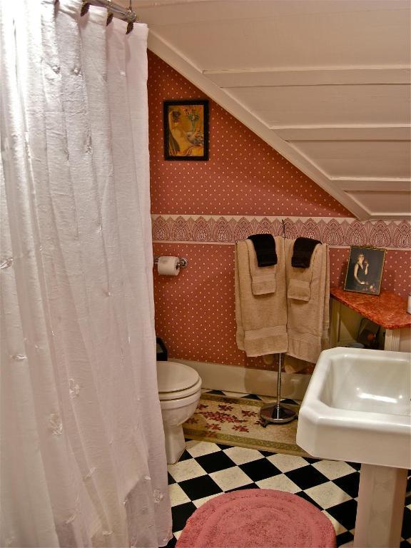 The Old Tower House Bed & Breakfast North Bend Bilik gambar